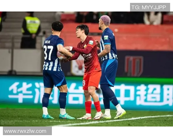 上港队与新金主正式签约,武磊领衔三位功勋出席见证,值得期待