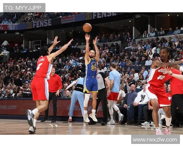 三分球55中20无库勇士逆转太阳，被字母嫌弃勇士无药可救